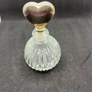 VINTAGE GLASS PERFUME BOTTLE WITH GOLD PLATED HEART SHAPE TOPPER